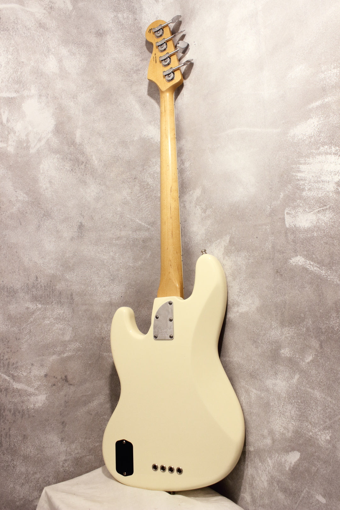 Fender American Deluxe Jazz Bass Olympic White 2015