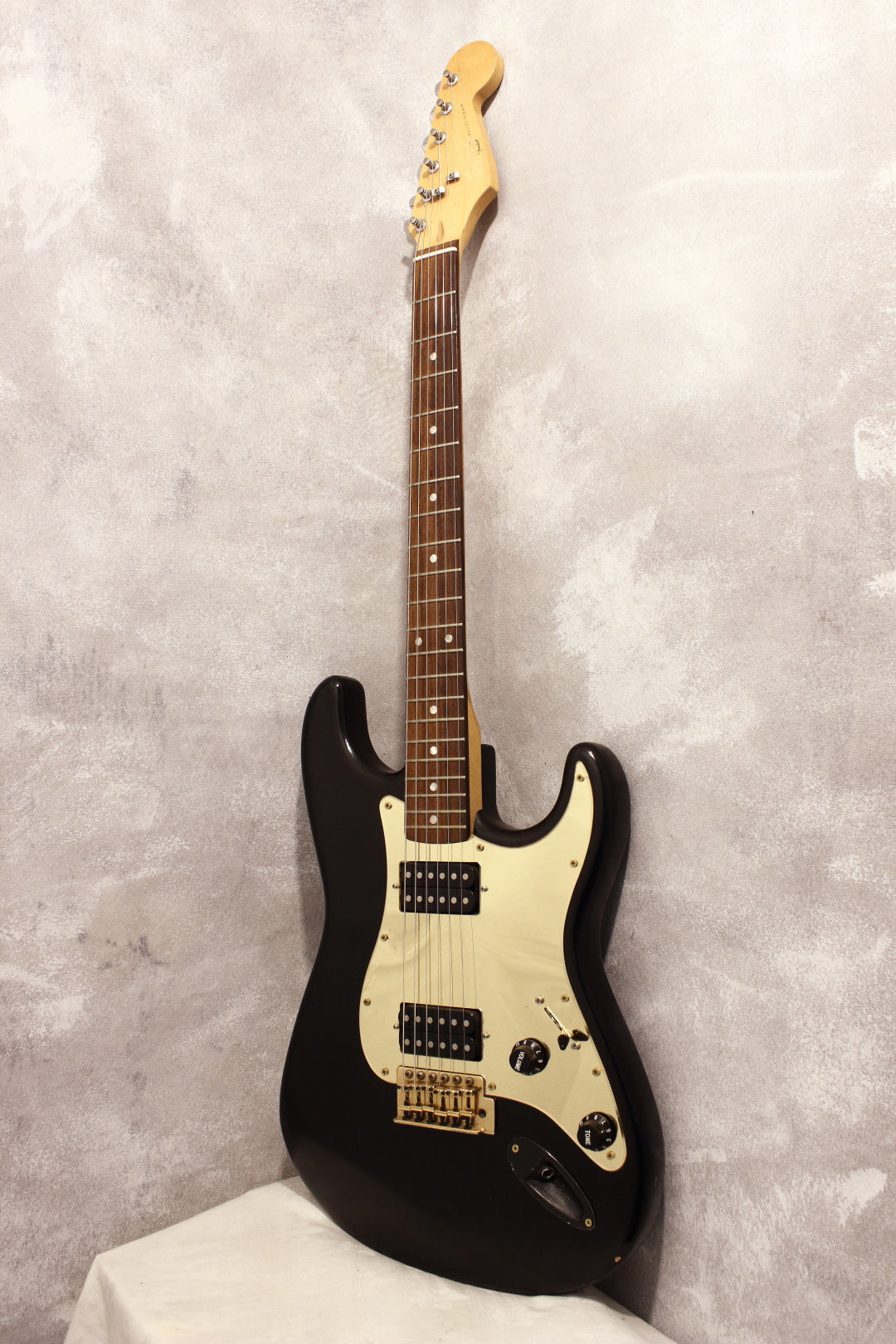 Squier Bullet Strat HH Modded Black 2005