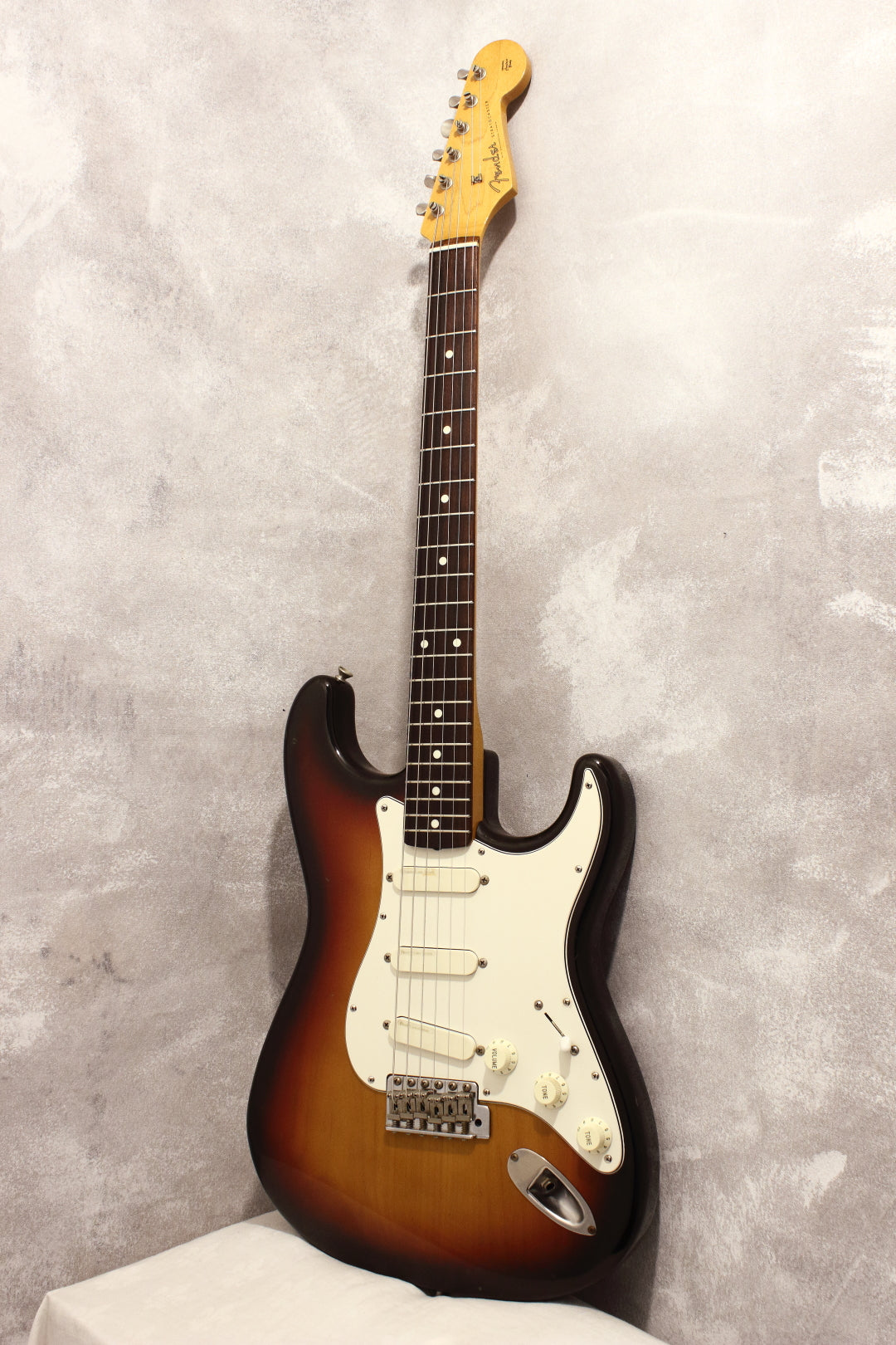 Fender Japan '62 Stratocaster ST62-95LS Sunburst 1994