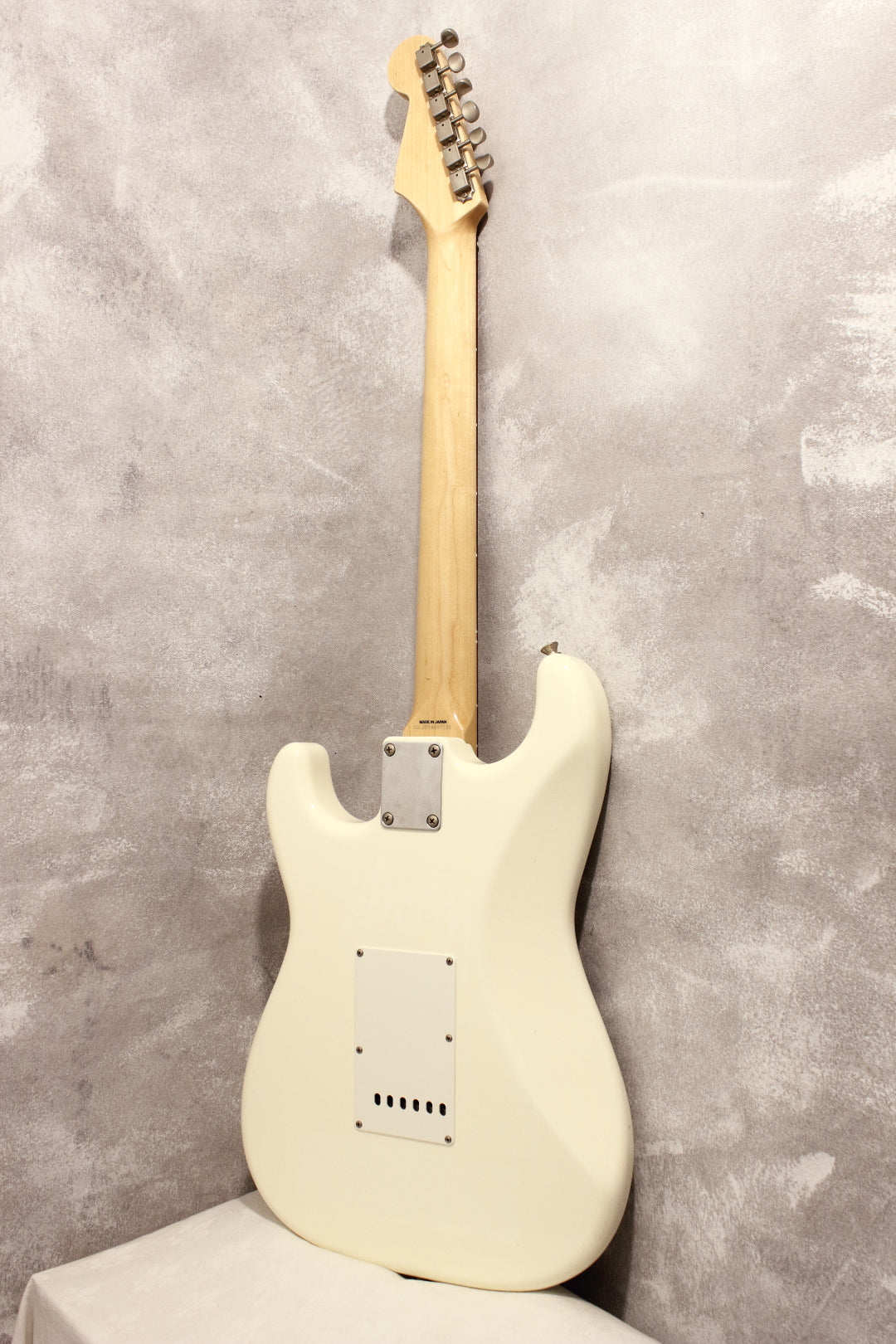 Fender Japan '62 Stratocaster ST62 Vintage White 2014