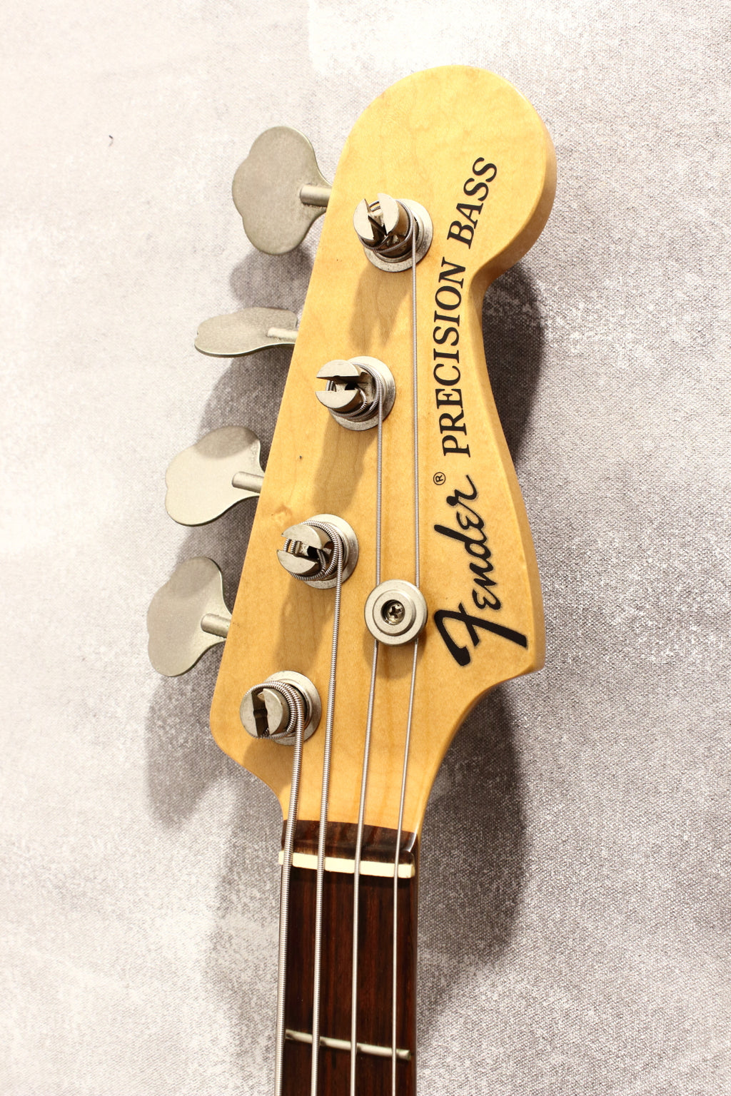 Fender Japan '70 Precision Bass PB70-85 Olympic White 1993