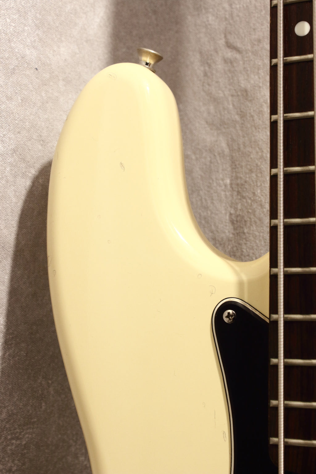 Fender Japan '70 Precision Bass PB70-70US Olympic White 2000