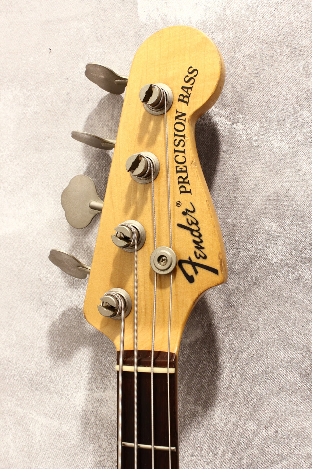 Fender Japan '70 Precision Bass PB70-70US Olympic White 2000