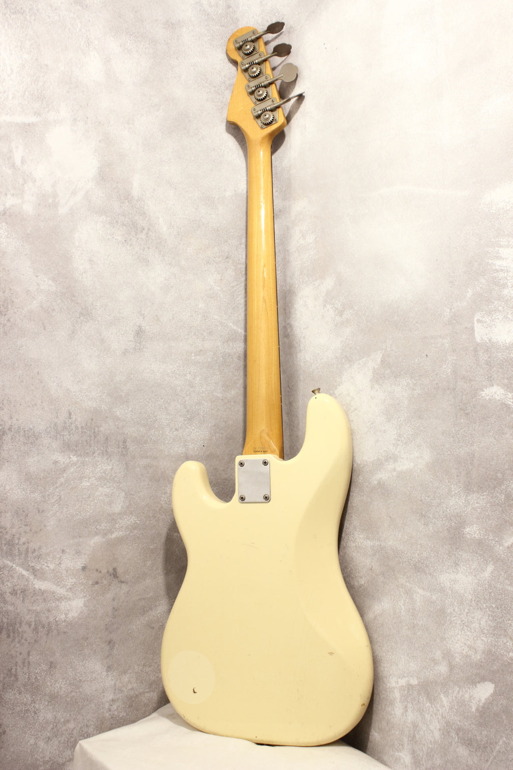 Fender Japan '70 Precision Bass PB70-70US Olympic White 2000