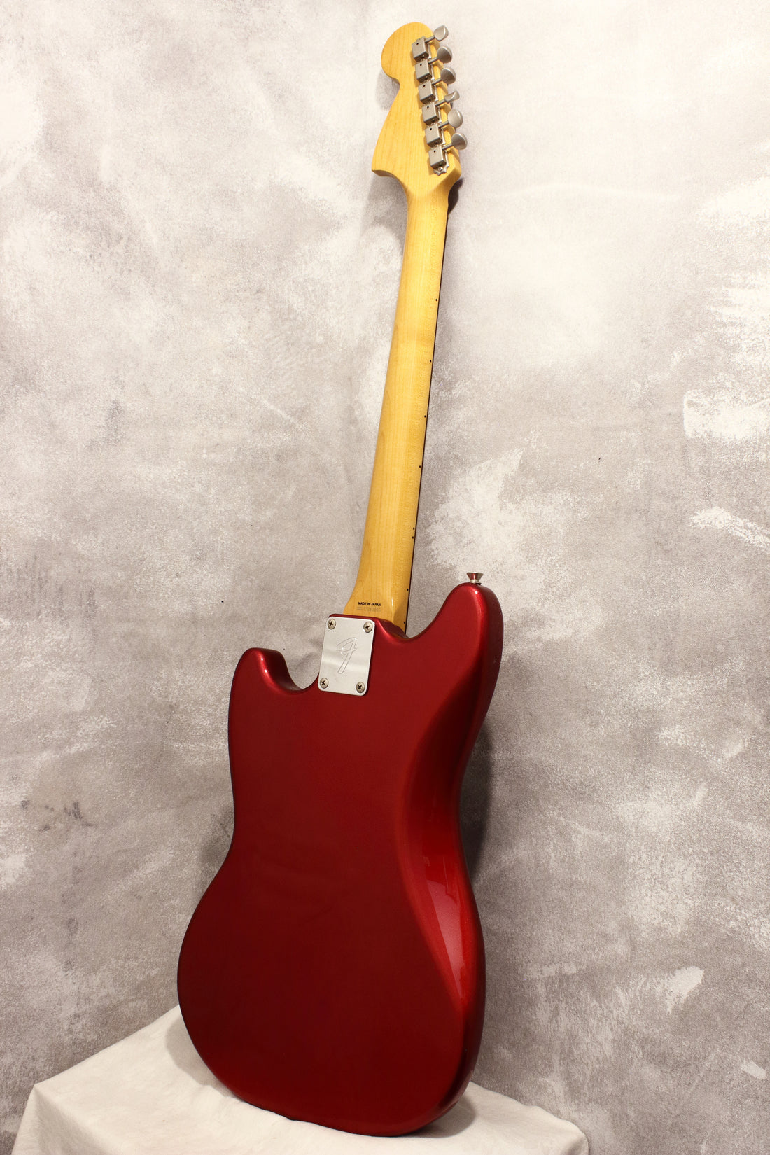 Fender Japan '69 Mustang MG69 Candy Apple Red 2010