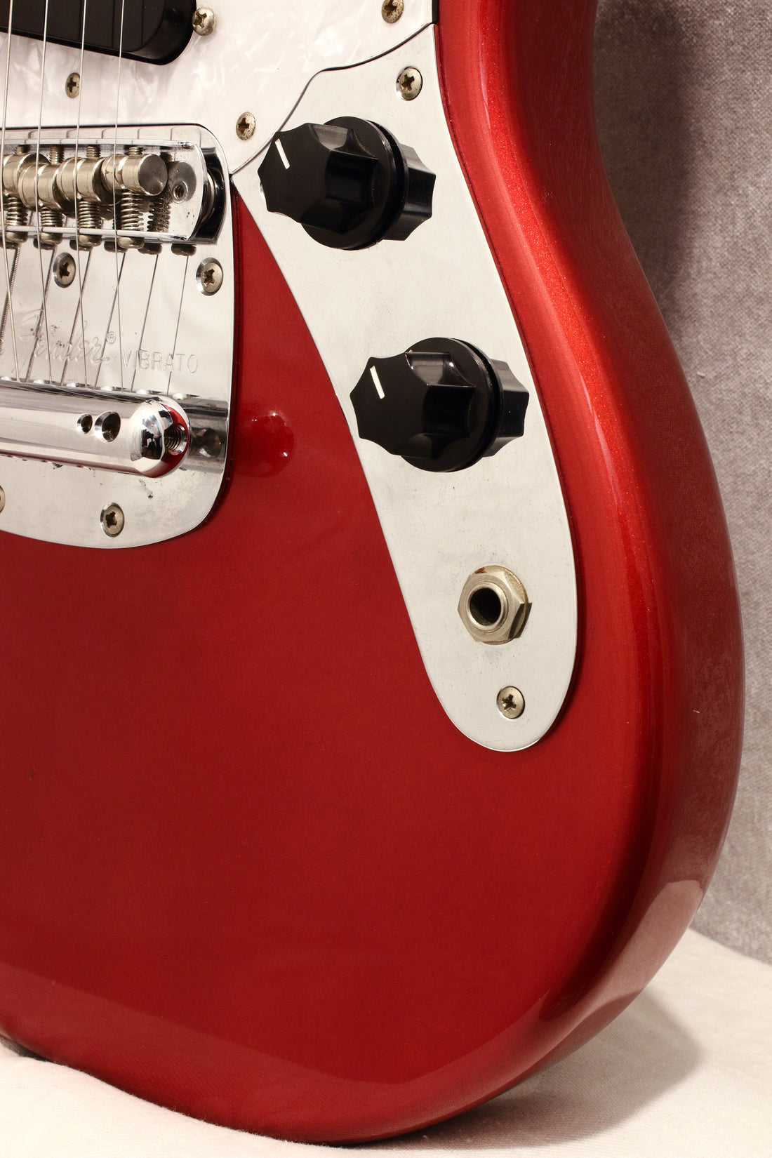 Fender Japan '69 Mustang MG69 Candy Apple Red 2010