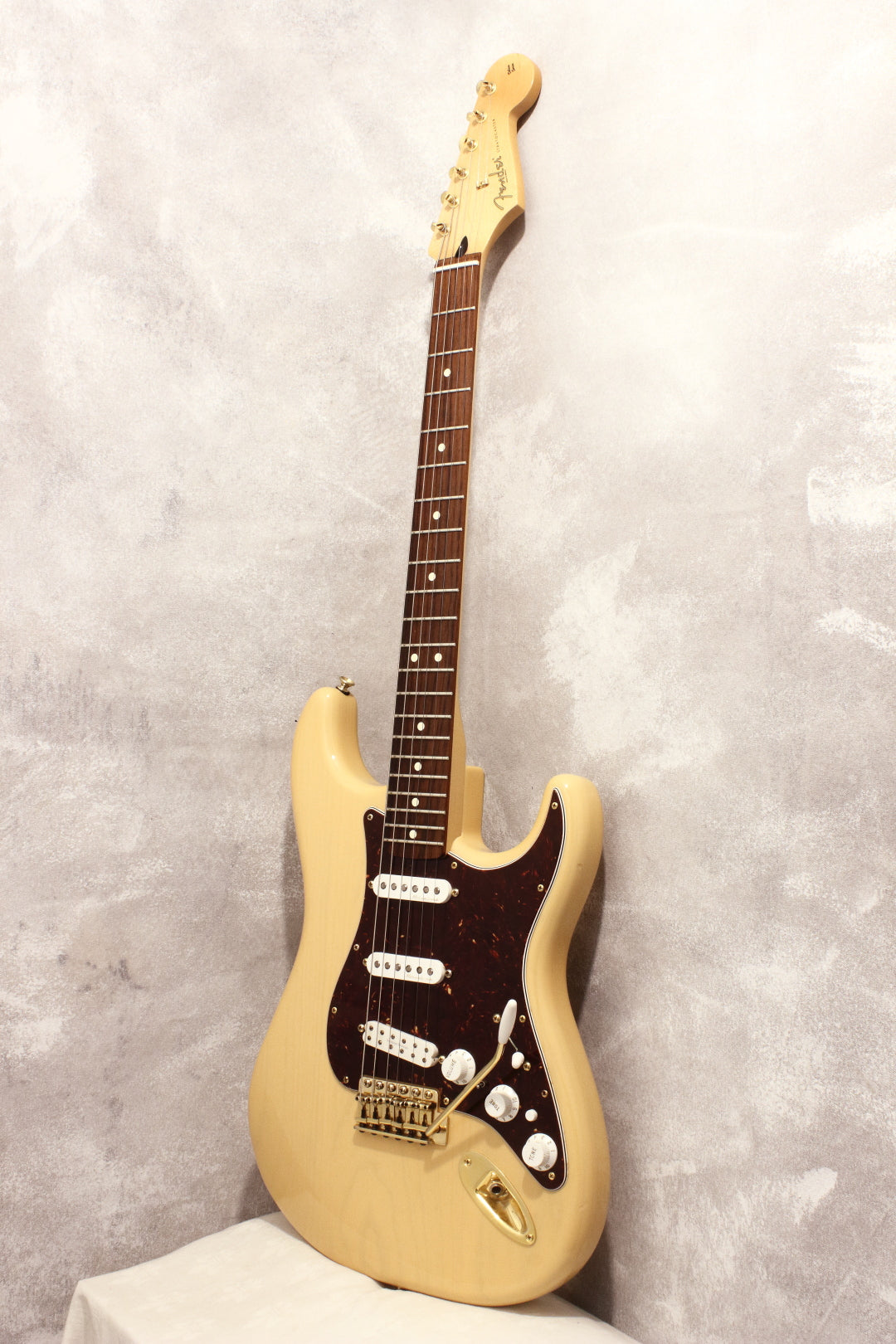 Fender Deluxe Stratocaster Butterscotch 2012