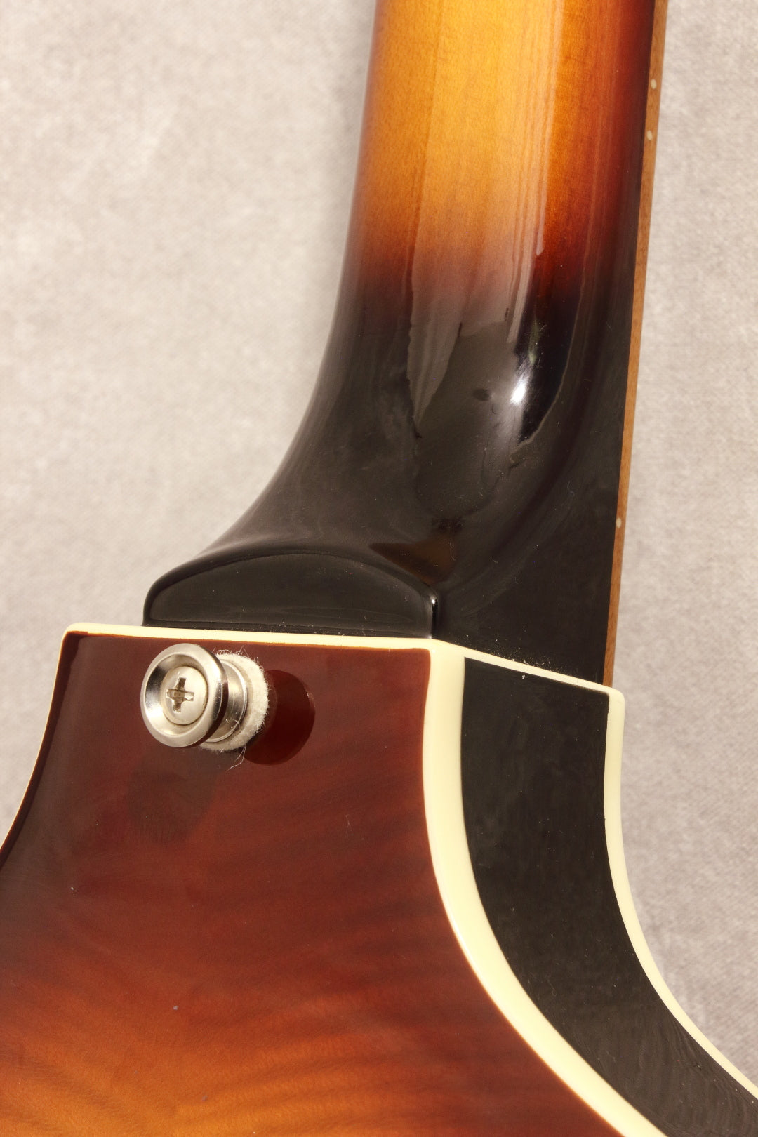 Epiphone Viola Bass Vintage Sunburst 2019