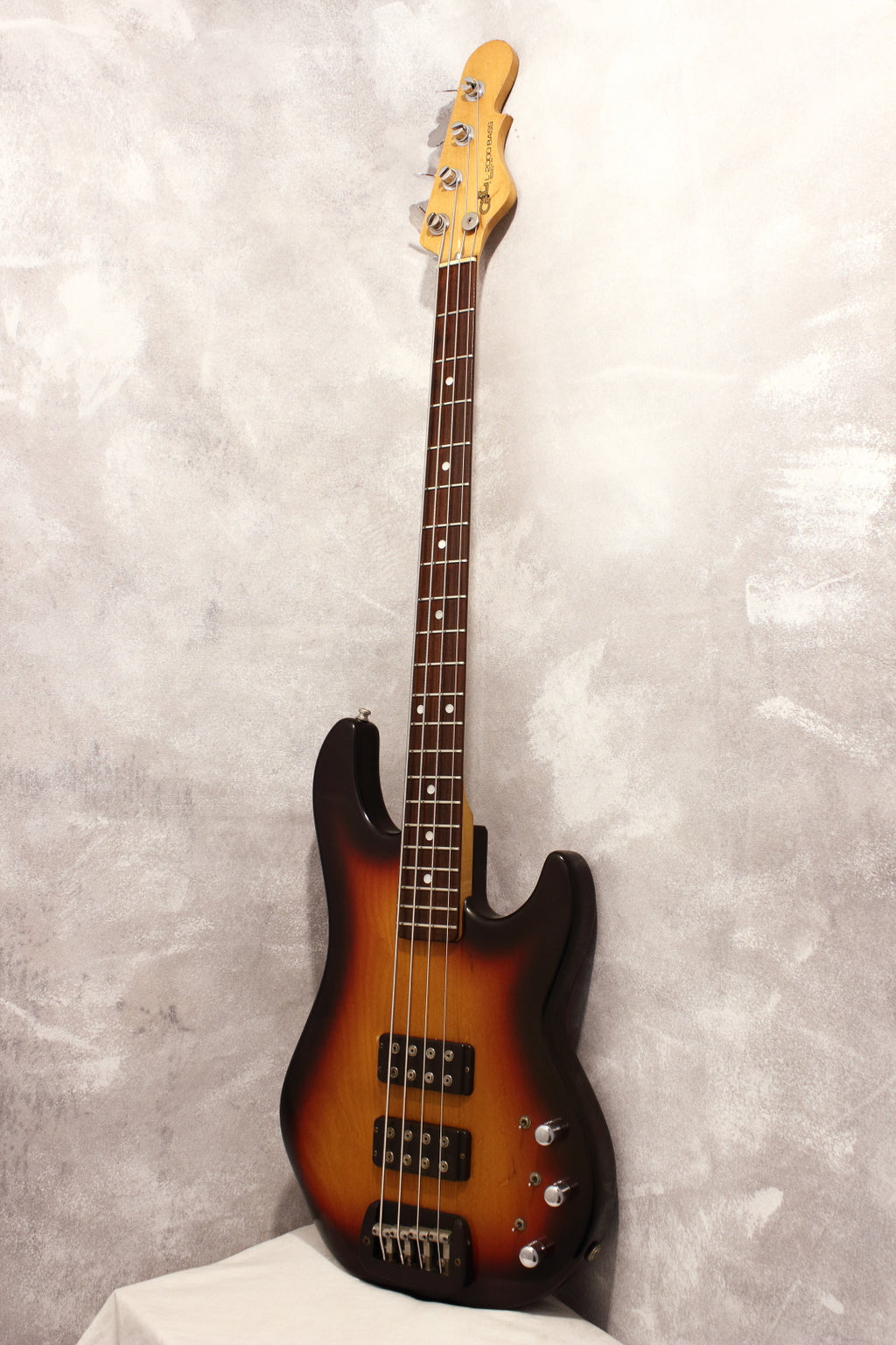 G&L L-2000 Sunburst 1992