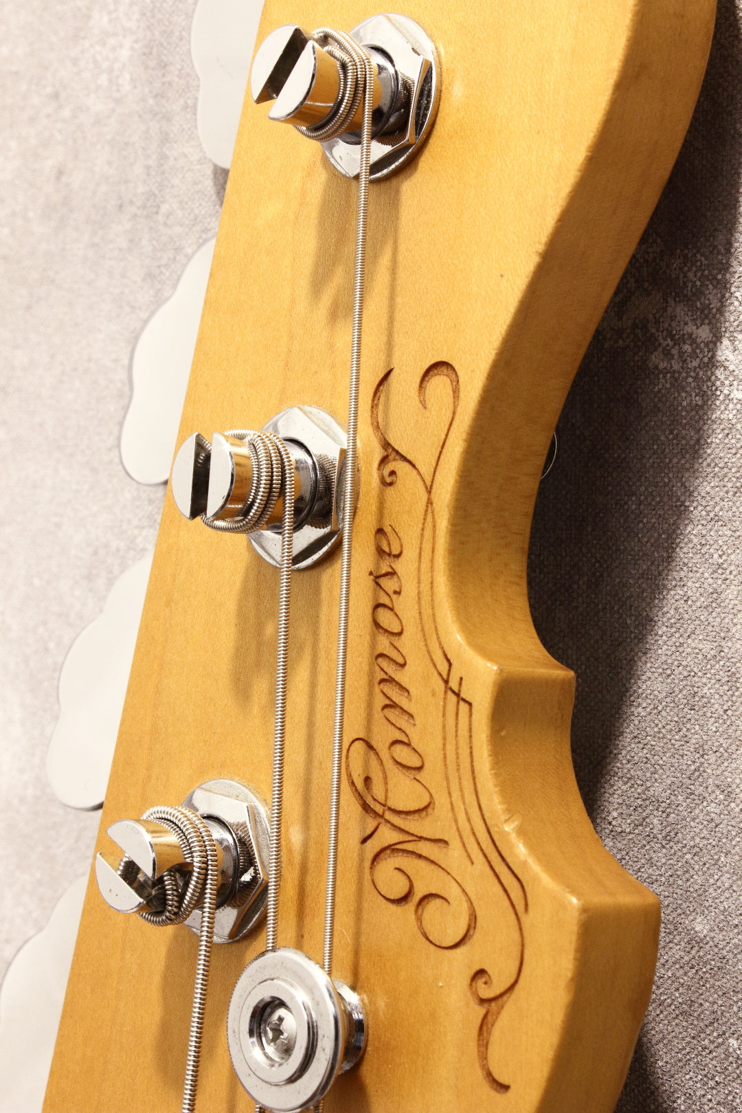 Momose MJ2-STD/NJ Bass Sunburst 2009