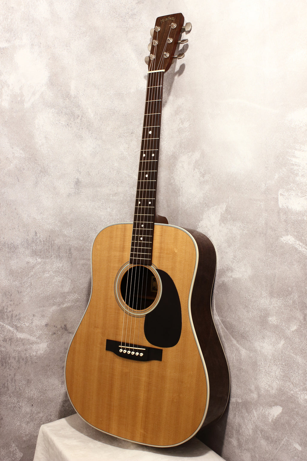 Headway HD-105 Dreadnought Acoustic 1980