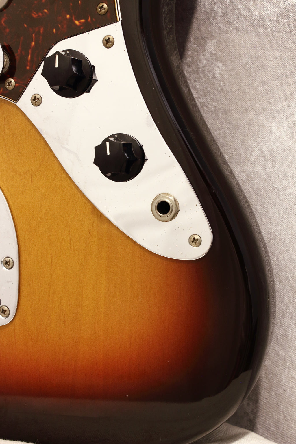 Fender Japan Jaguar JG66-85 Sunburst 2007