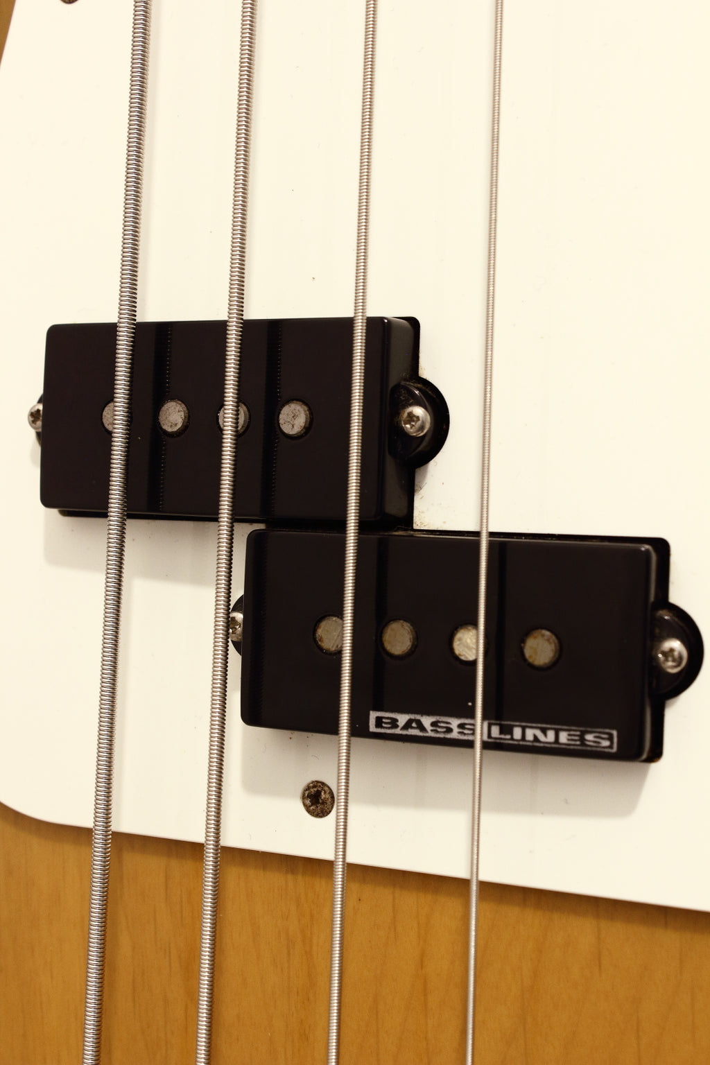 Edwards E-PB-83/LT Bass Sunburst 2011