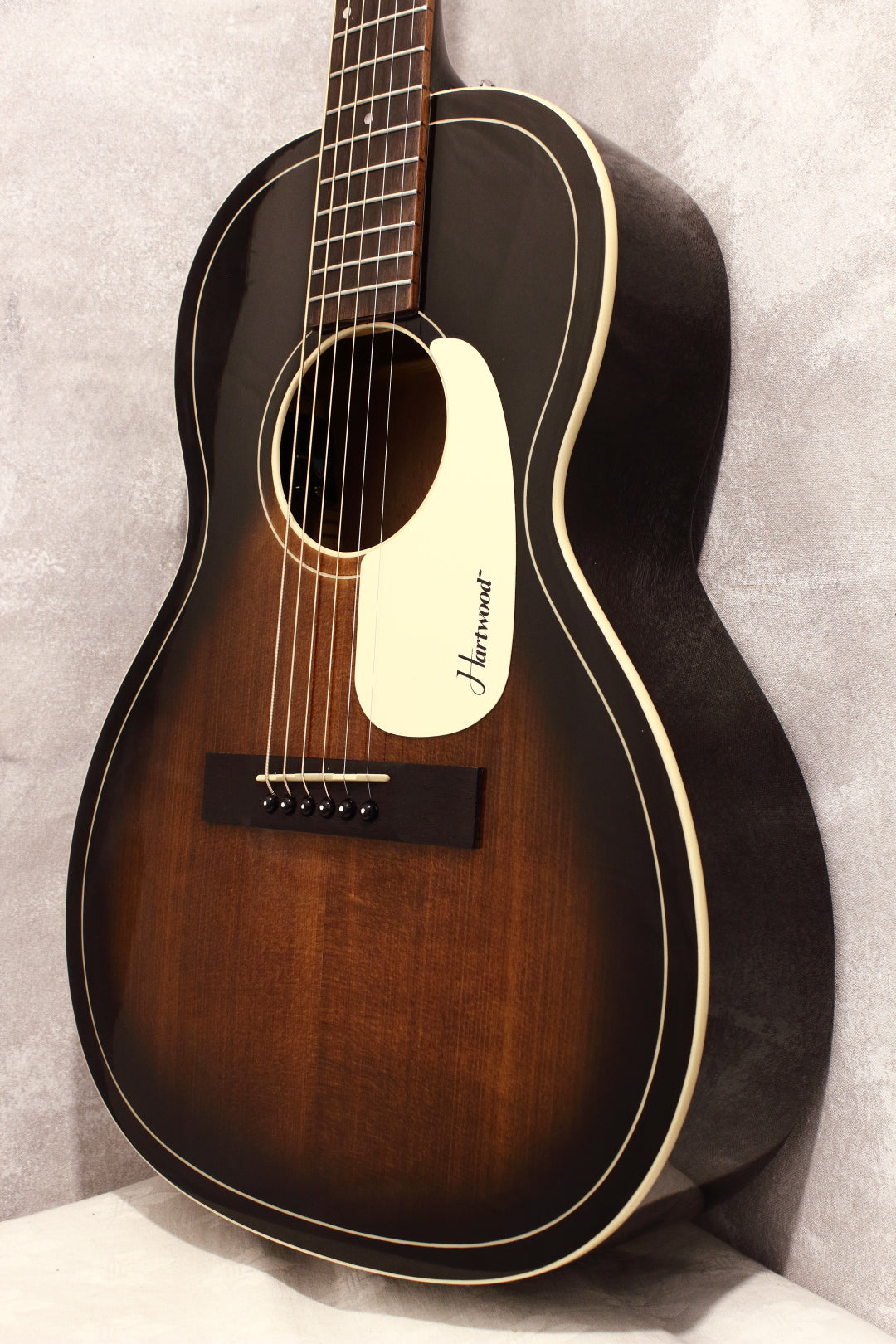 Silvertone Hartwood 604E/AVS Parlour Acoustic/Electric Sunburst 2020