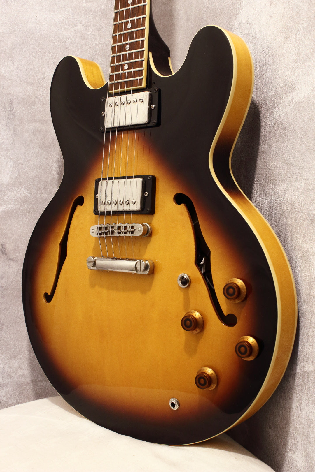 Burny RSA-60 Semi-Hollow Sunburst 2006