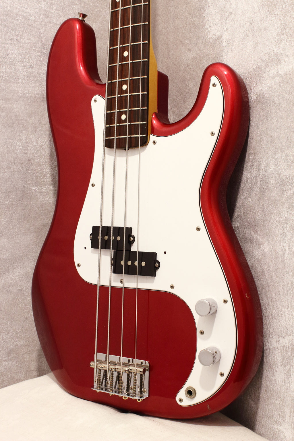 Fender Japan '62 Precision Bass PB62-53 Candy Apple Red 2003