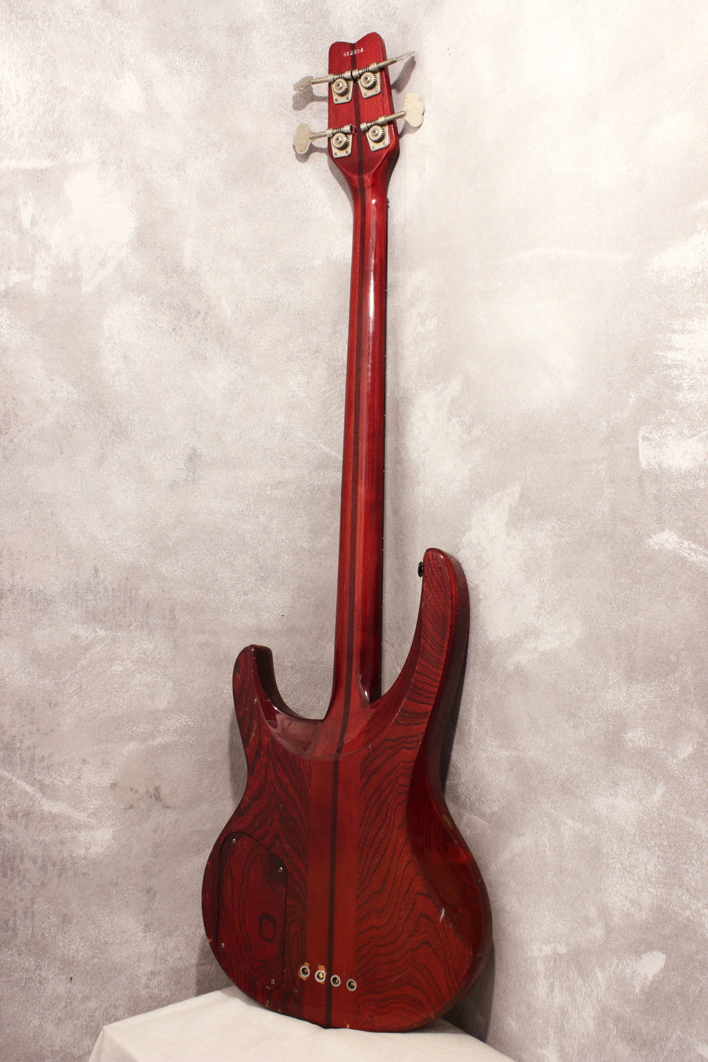 Washburn Force 40 Bass Transparent Cherry 1981