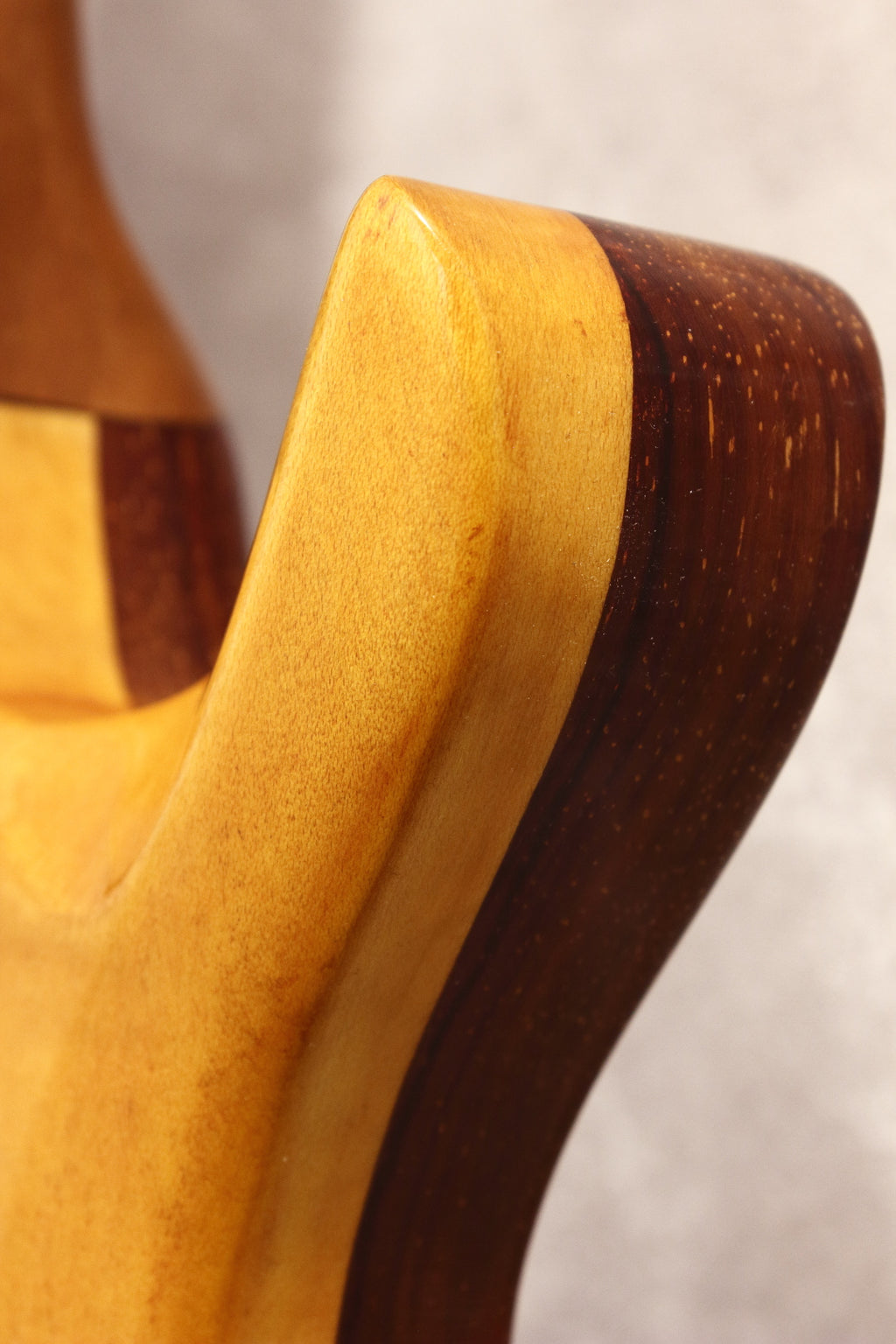 Crossley G-Series Custom Amber 2008