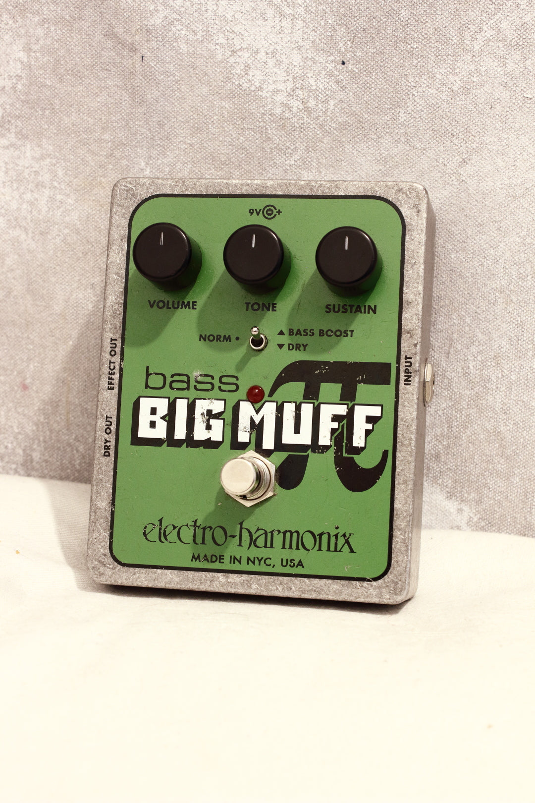Electro-Harmonix Bass Big Muff Pi Fuzz Pedal