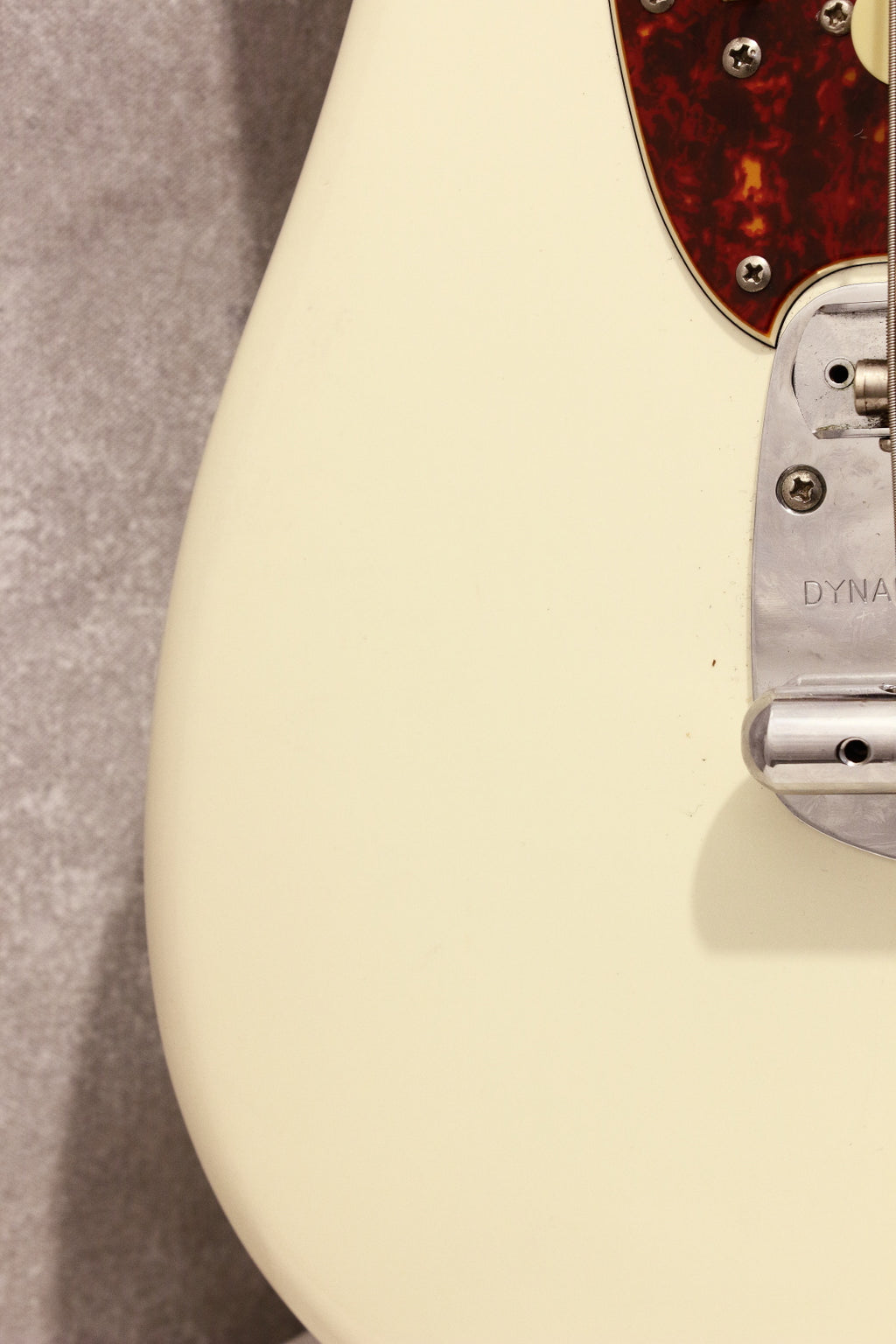 Fender Japan '65 Mustang MG65/VSP Vintage White 2008