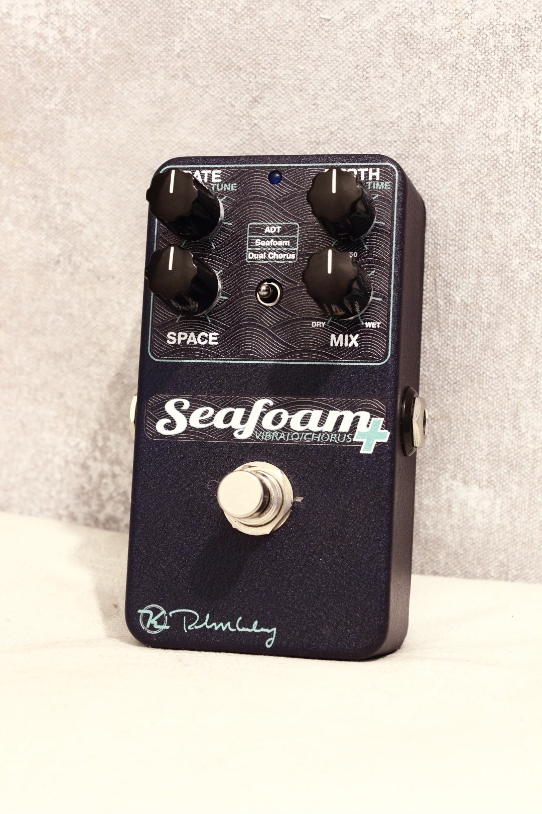 Keeley Seafoam Plus Vibrato/Chorus Pedal