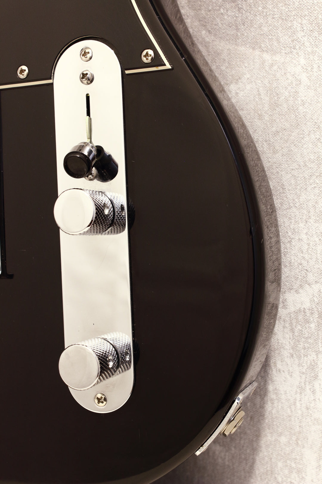 Cole Clark Re-Offender Black 2002