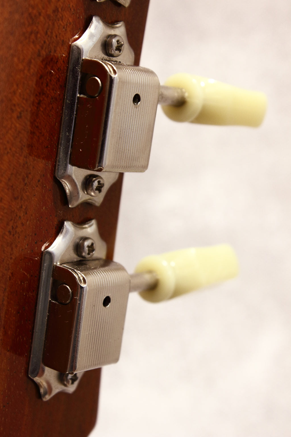 VG KTR-ES STD Natural Gloss 2017