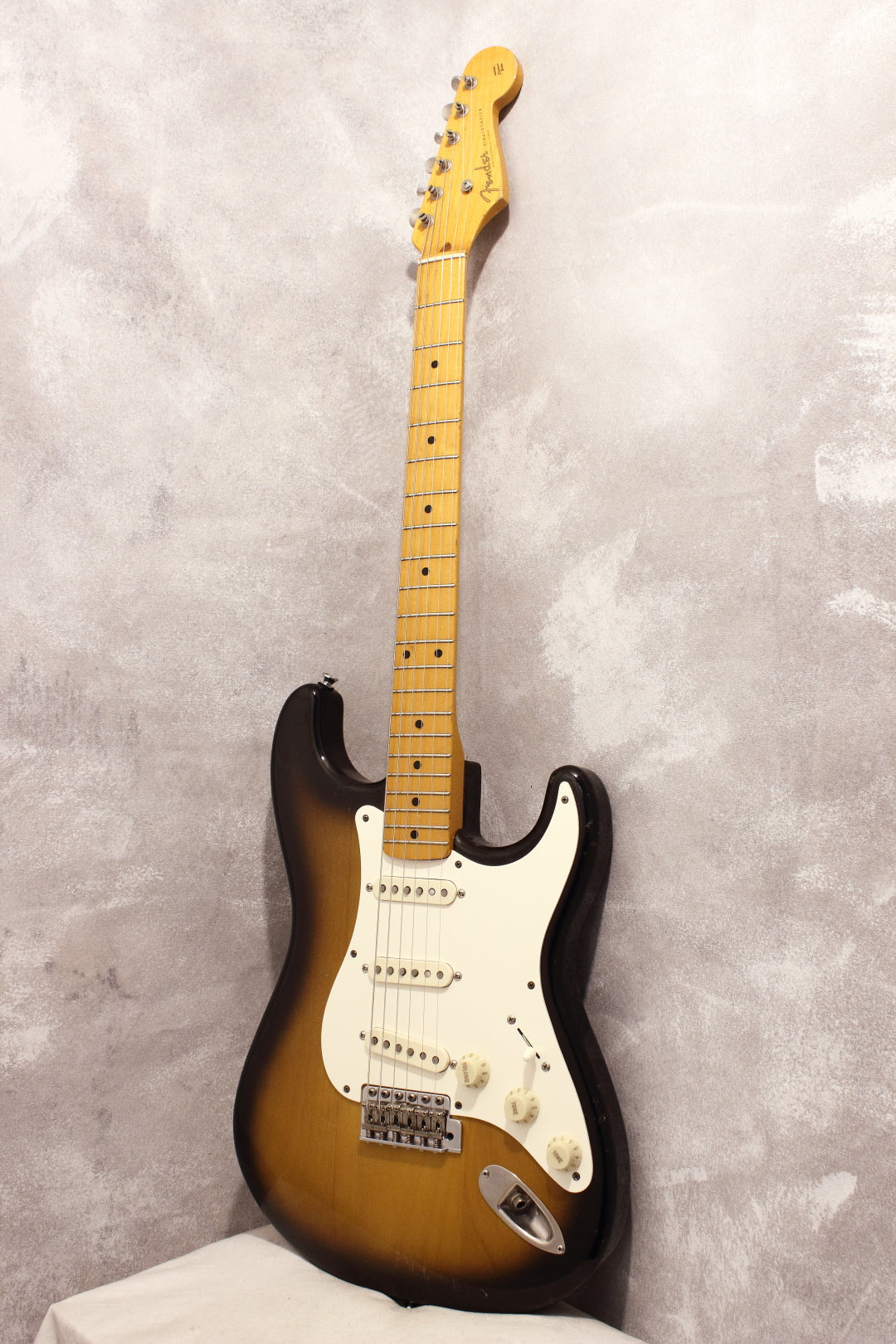 Fender Japan '57 Stratocaster ST57-70TX Sunburst 1998