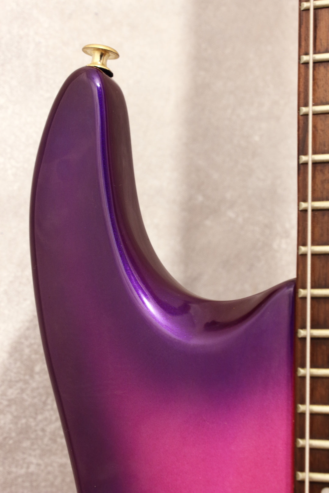 Aria Pro II Magna Series MA-36 Pink Burst 1998