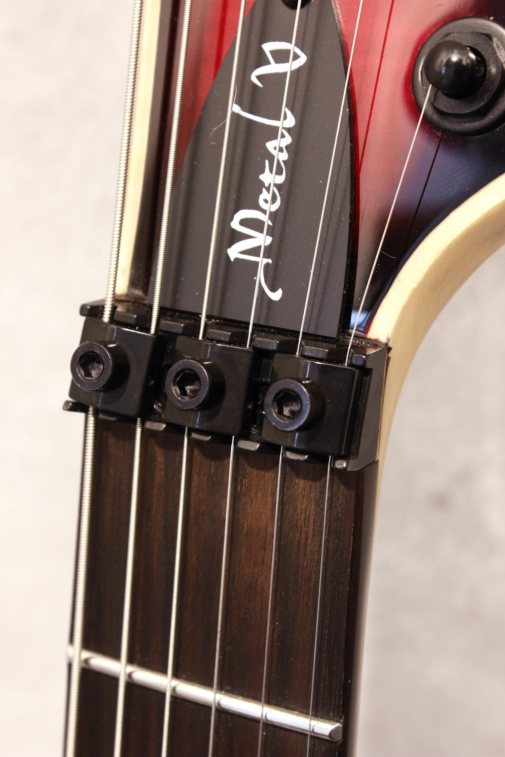 Ormsby Guitars Metal V Red Dead 2021