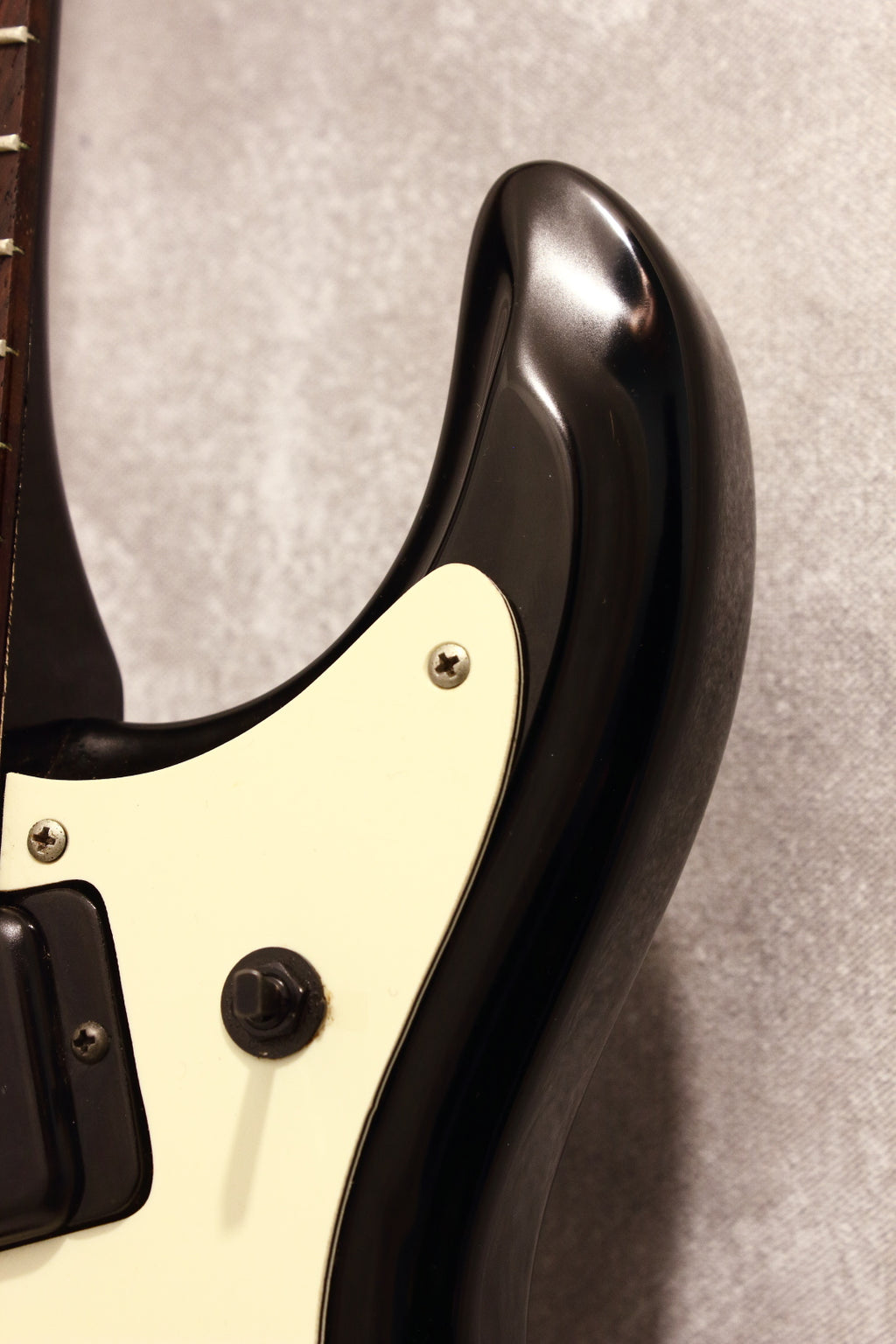 Mosrite Mini Octave Guitar Black 1995