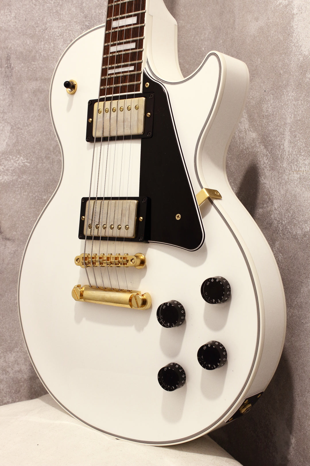 Cool Z ZLC-1 Dignity Snow White 2014