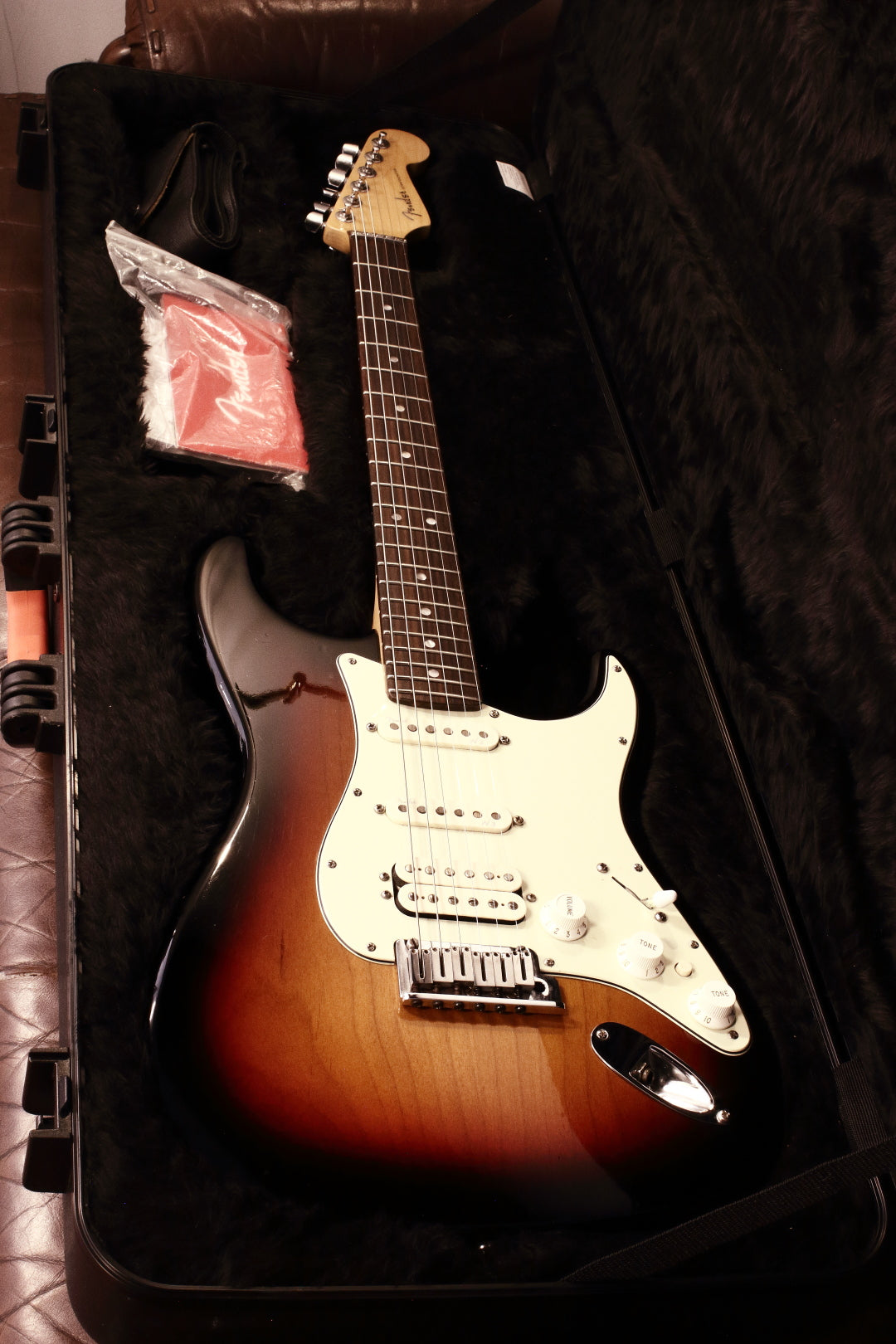 Fender American Deluxe Stratocaster HSS Sunburst 2011