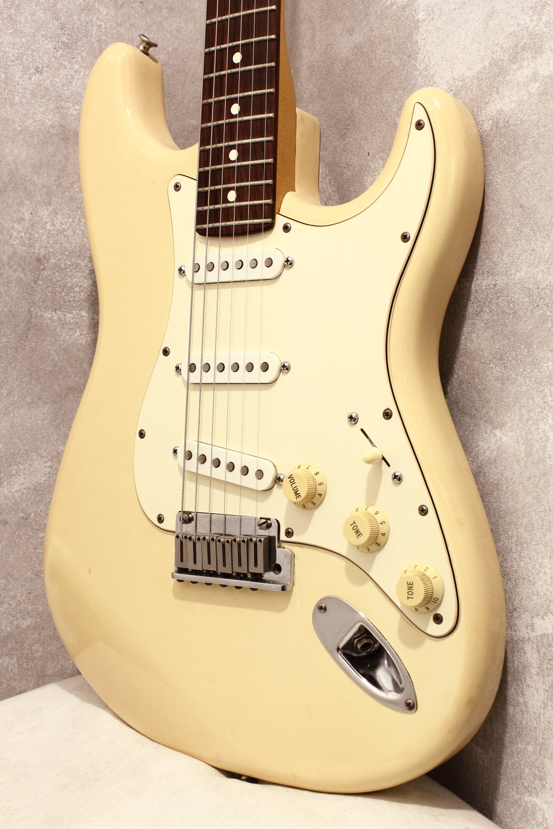 Fender American Standard Stratocaster Olympic White 1987