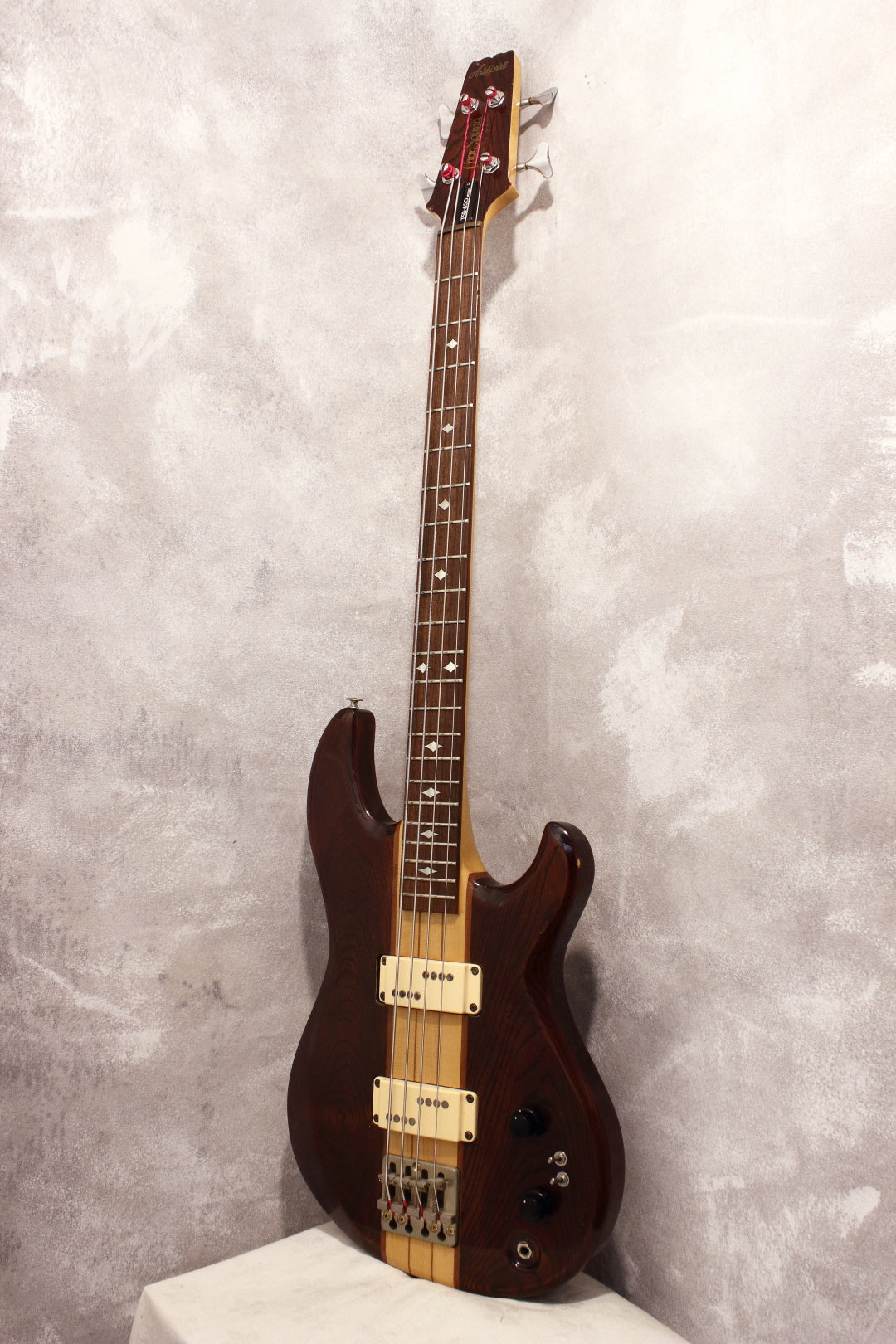 Aria Pro II TSB-650 Thor Sound Bass Walnut Stain 1982