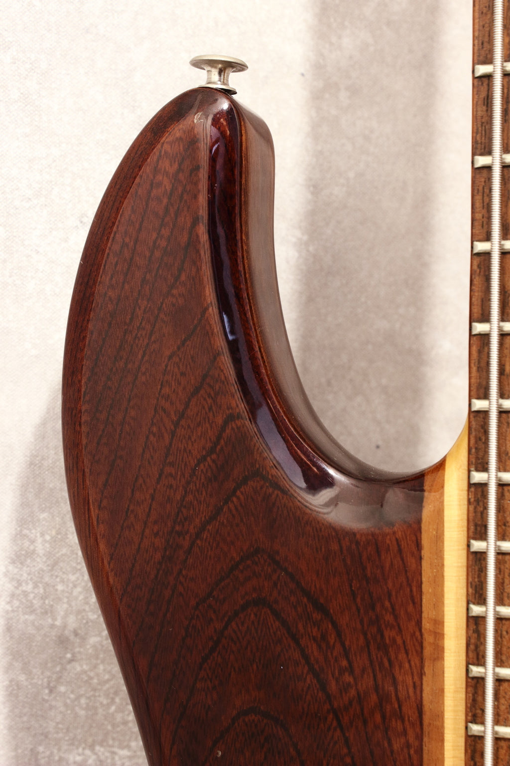 Aria Pro II TSB-650 Thor Sound Bass Walnut Stain 1982