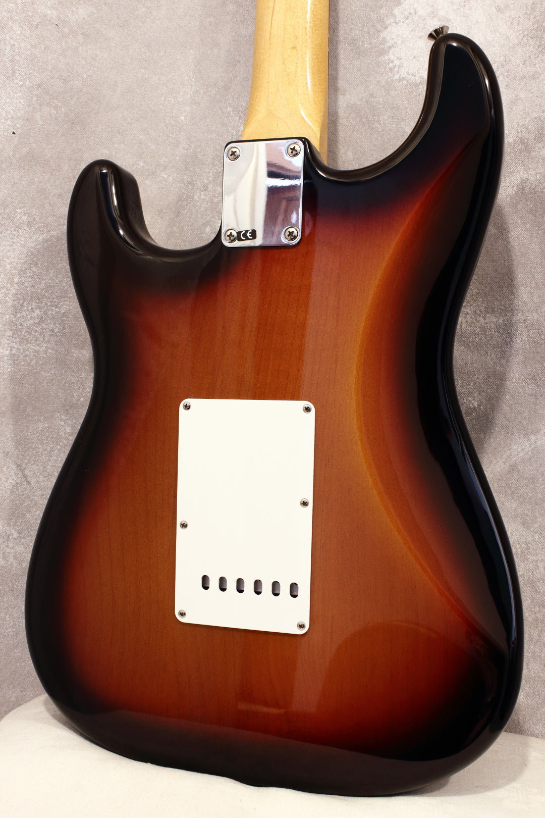 Fender Vintera '60s Stratocaster Sunburst 2020