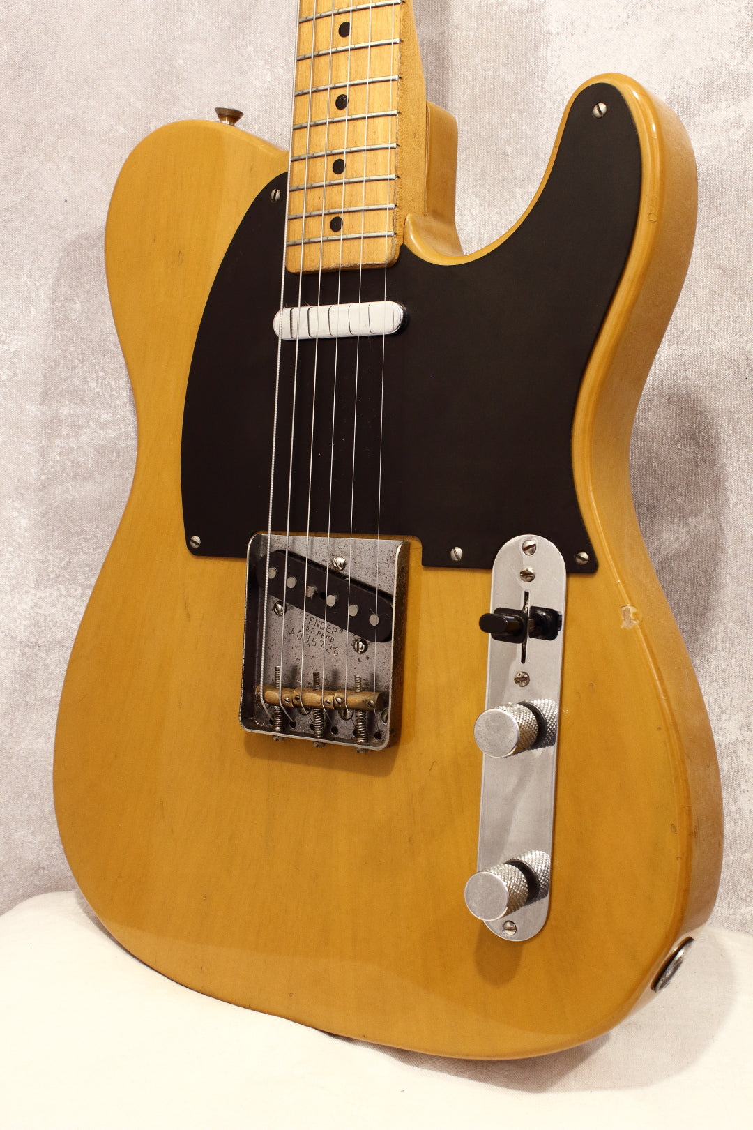 Fender Japan '52 Telecaster TL52-70 Butterscotch Blonde 1985