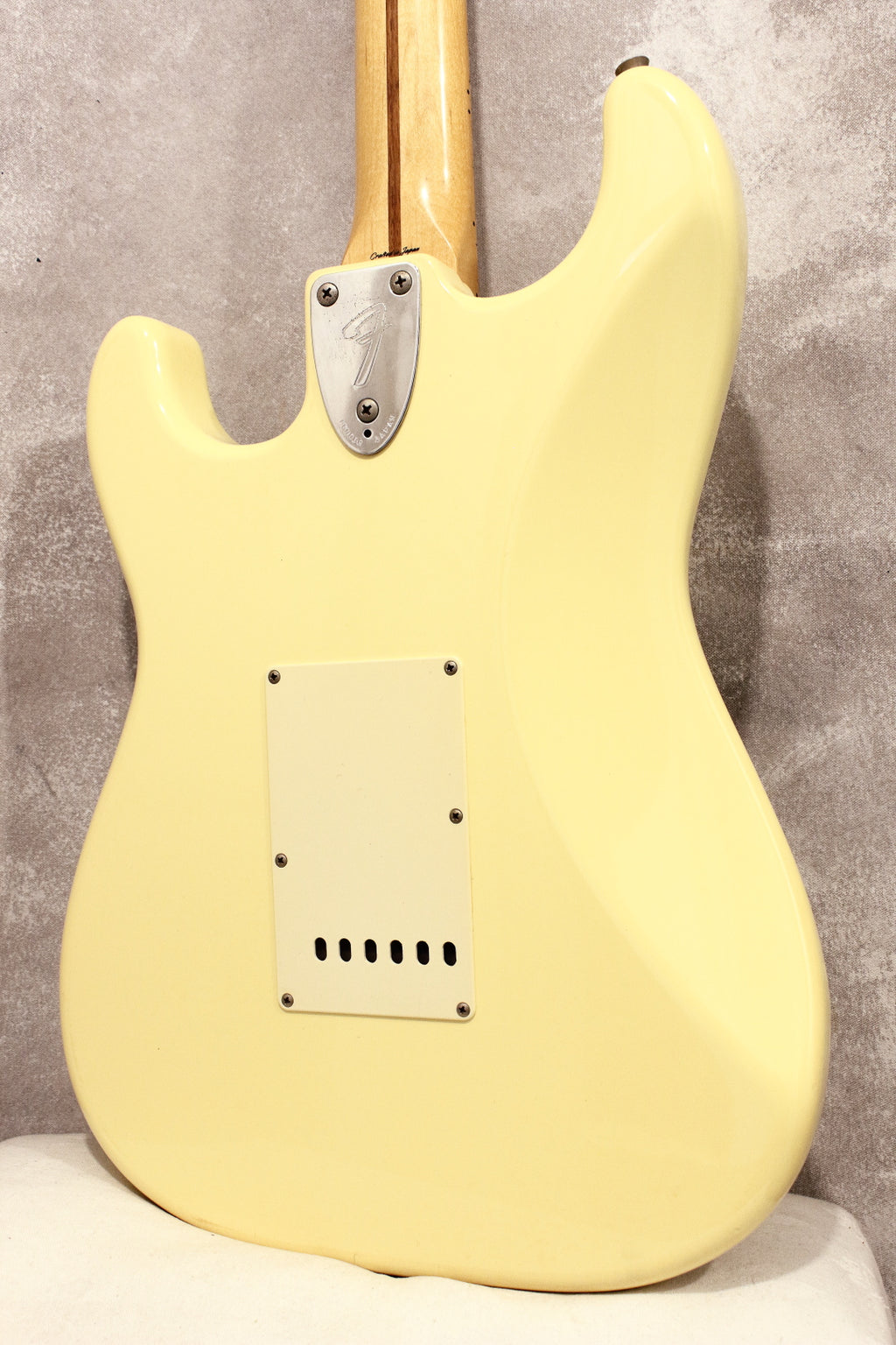 Fender Japan '72 Stratocaster ST72-58US Olympic White 1998