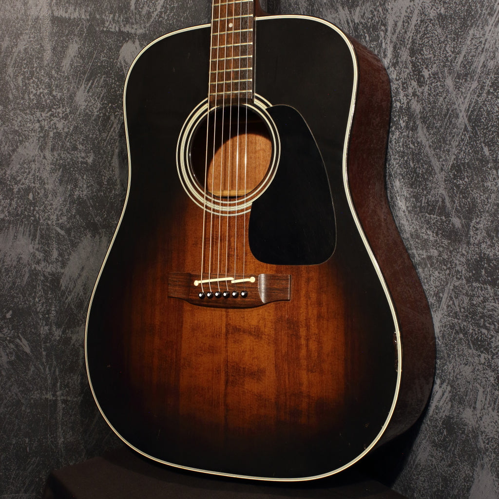 Takamine PT-206 Dreadnought Acoustic/Electric Sunburst 1993