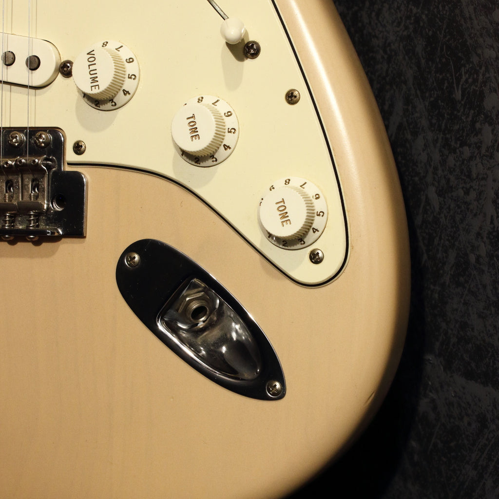 Fender Highway One Stratocaster Honey Blonde 2008