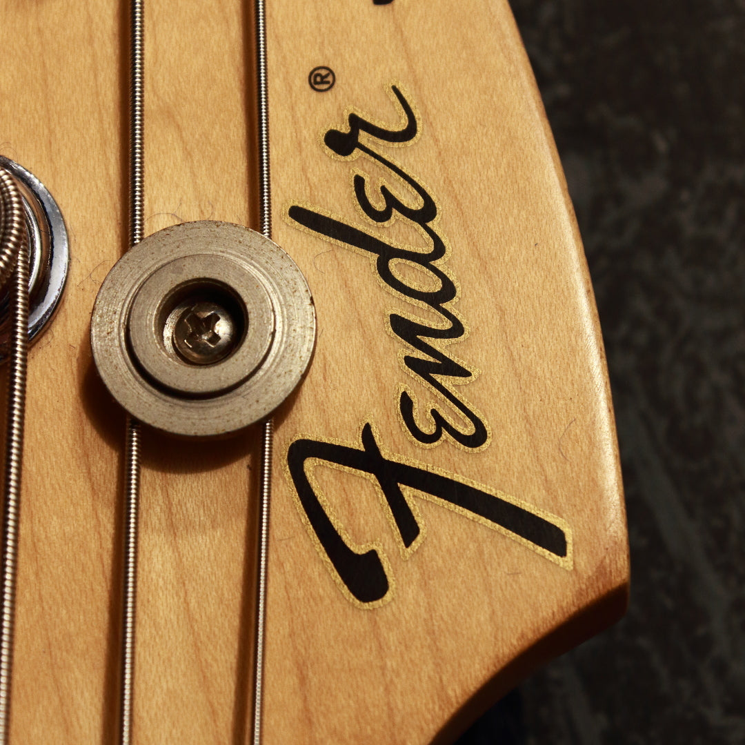 Fender Highway One Jazz Bass Daphne Blue 2006