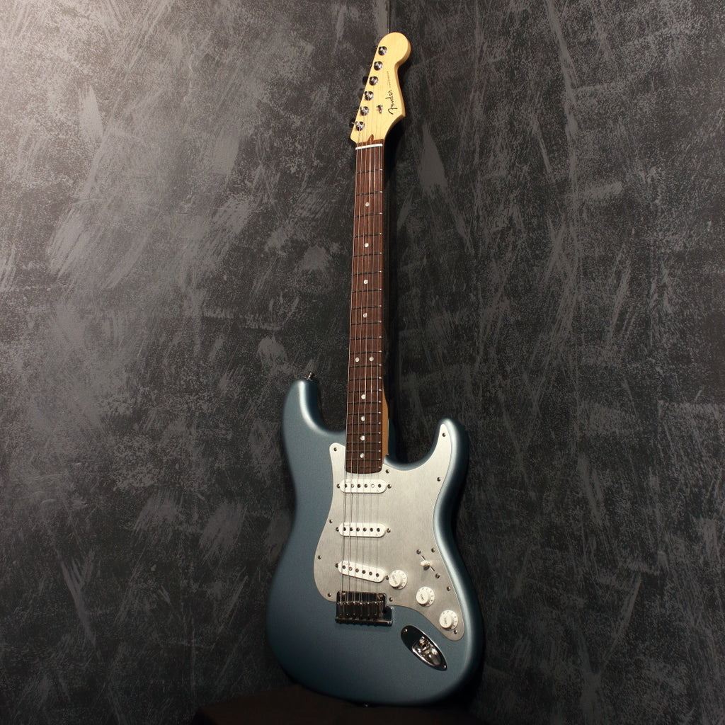 Fender American Deluxe Stratocaster FSR Ice Blue 2012