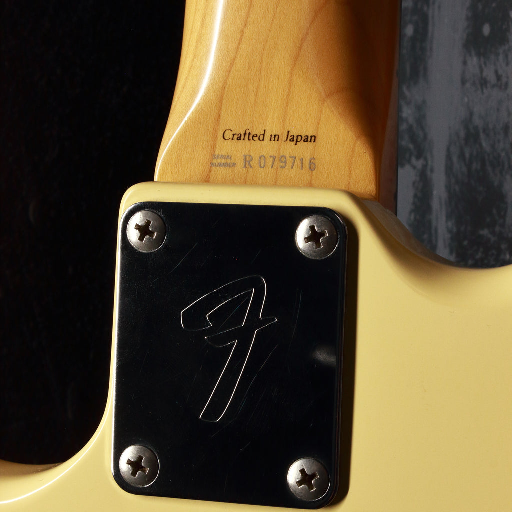 Fender Japan '69 Mustang MG69-65 Yellow White 2004