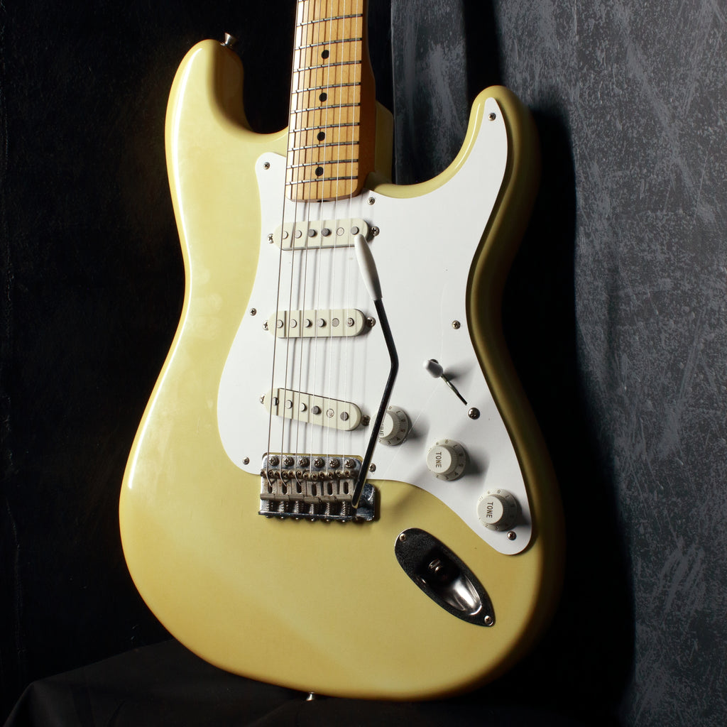 Fender Japan '57 Stratocaster ST57-55 Yellow White 1989