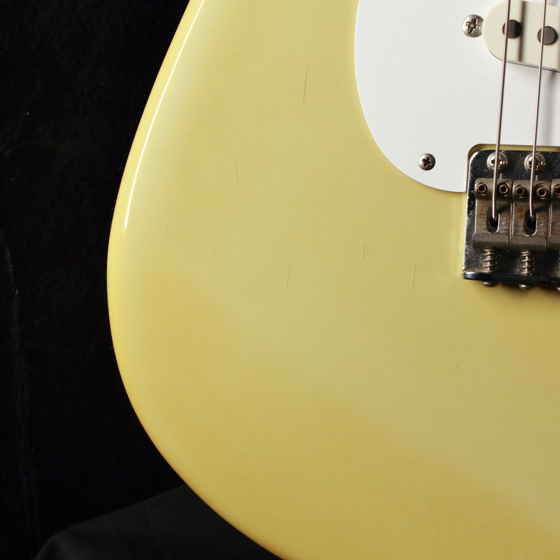 Fender Japan '57 Stratocaster ST57-55 Yellow White 1989