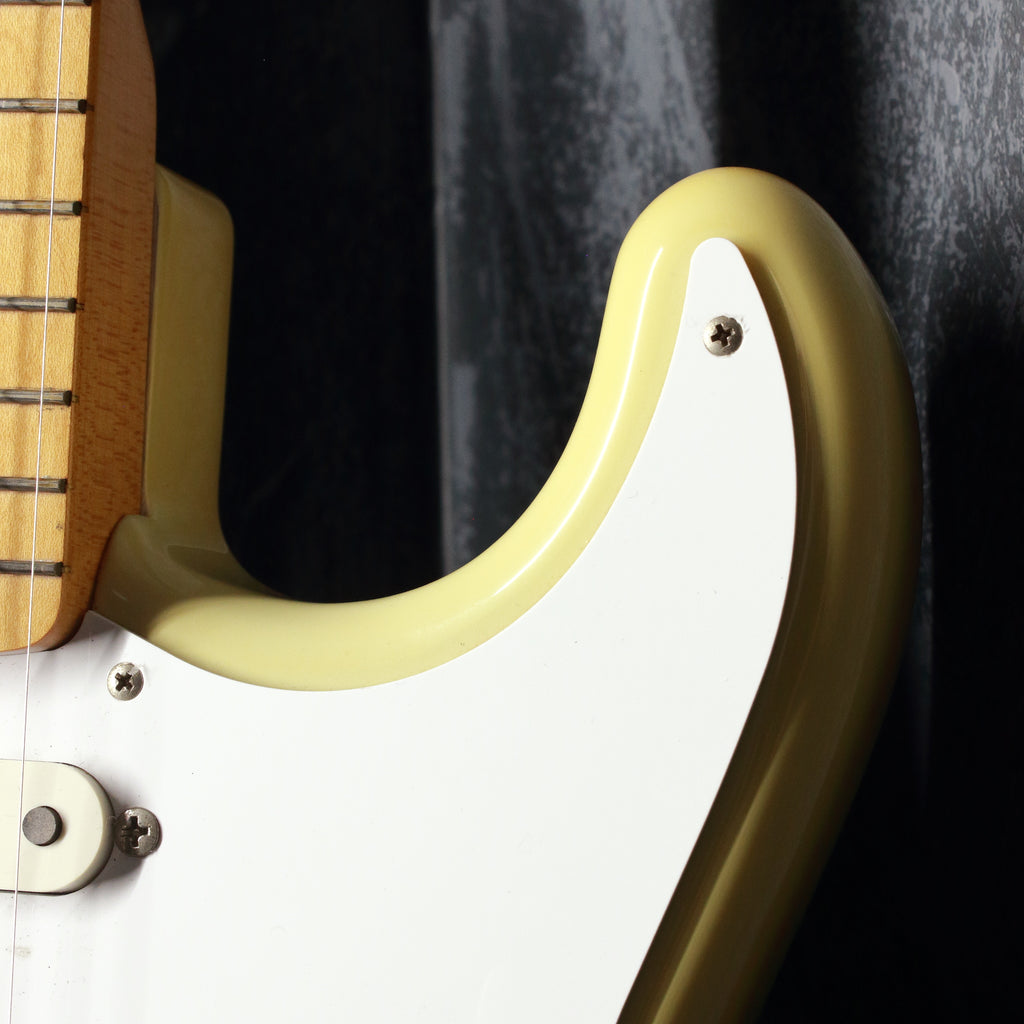 Fender Japan '57 Stratocaster ST57-55 Yellow White 1989