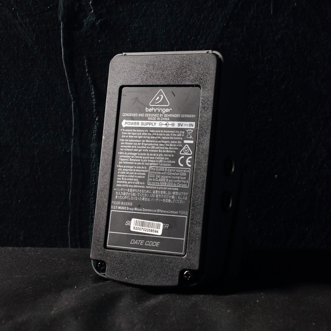 Behringer TU300 Chromatic Tuner Pedal