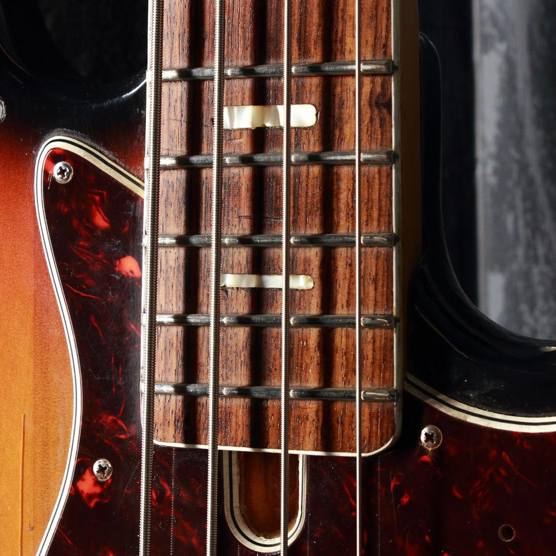 Aria 1540 JB-Style Sunburst 1970