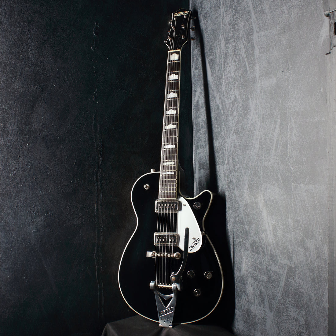 Gretsch G6128-1957 Duo Jet Black 2000